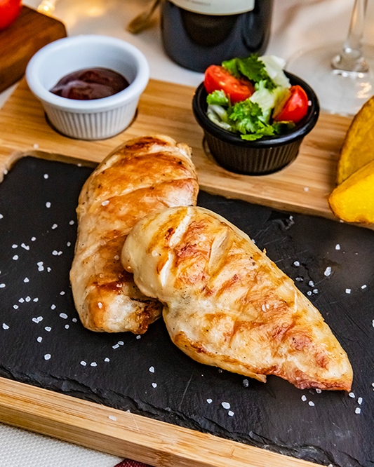 Miss Lil's Garlic With Chicken